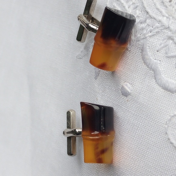Cufflinks tortoiseshell Lucite on Silver Tone, Bamboo - Picture 2 of 4